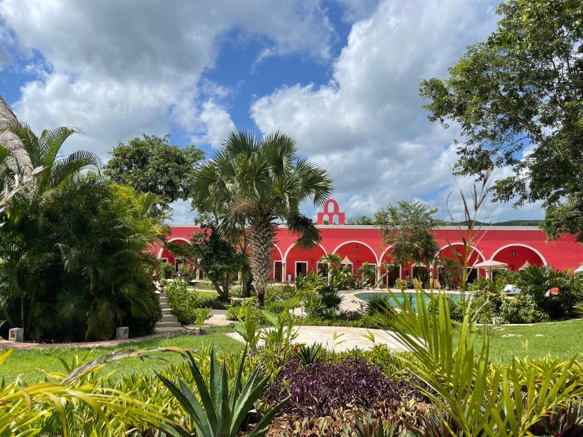 Hotel Hacienda Maria Elena Yucatan à Ticul Extérieur photo