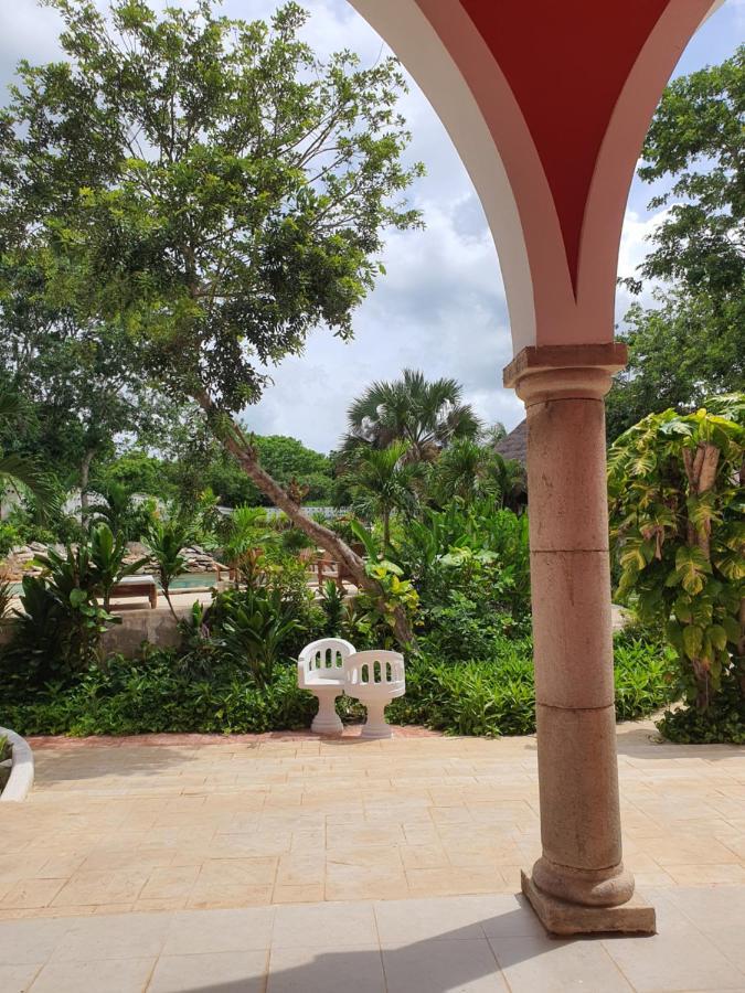 Hotel Hacienda Maria Elena Yucatan à Ticul Extérieur photo